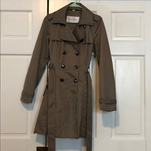 Small Jessica Simpson trench coat